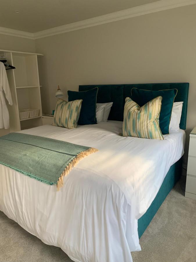 Hideaway Holiday Apartment Солсбери Экстерьер фото